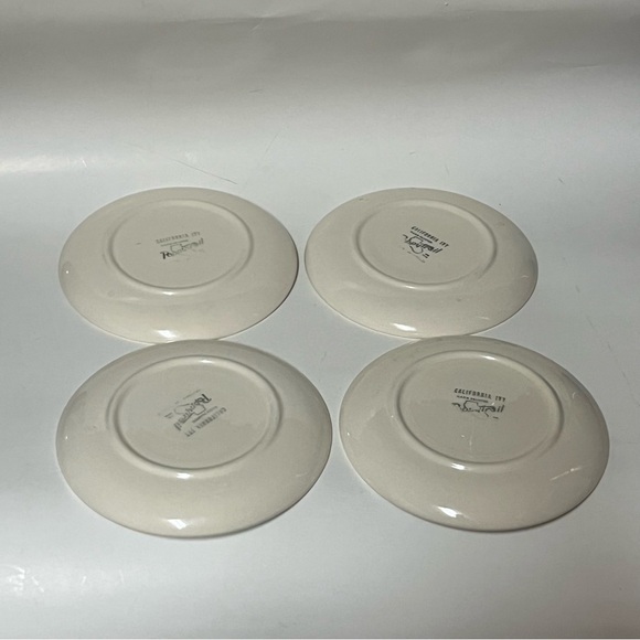 Metlox Poppytrail California Ivy 6.5" Bread and Butter Plates - Picture 6 of 9